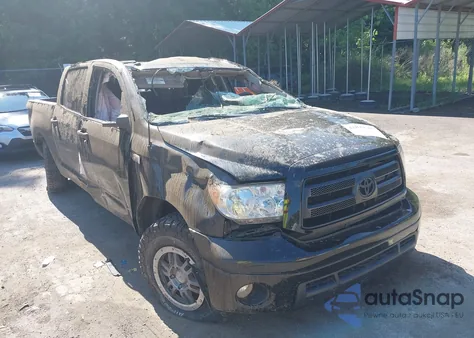 2012 Toyota Tundra Grade 5.7L V8 из США, поврежденный, VIN 5TFDY5F17CX241833